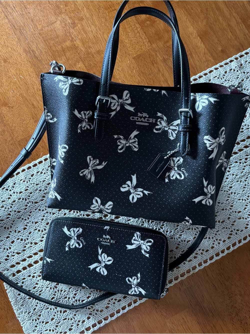 Coach Bow print - Mollie 25  and matching wallet